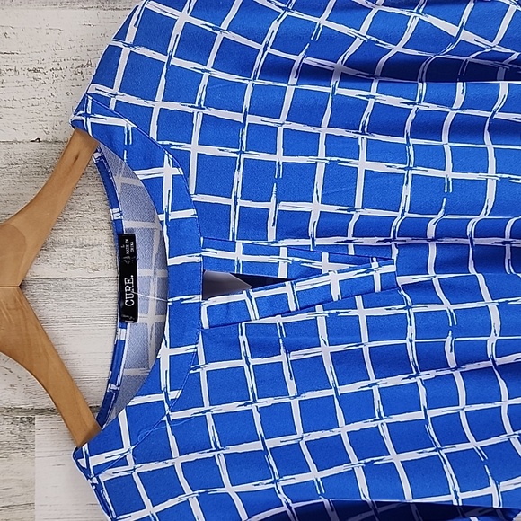 Cure bright blue white windowpane blouse split v cuffed sleeve Size Large NEW - Picture 2 of 9